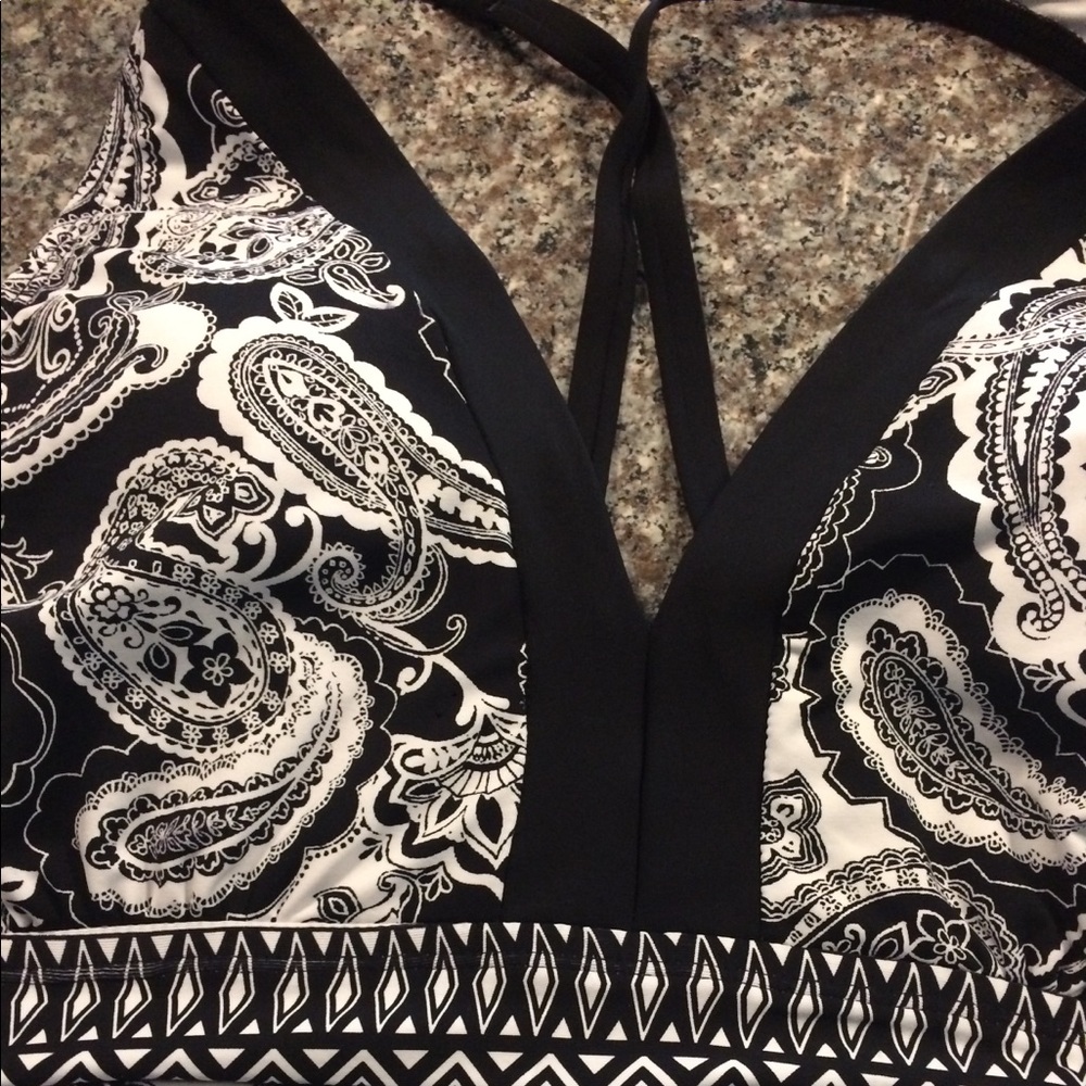 Women’s bathing suit